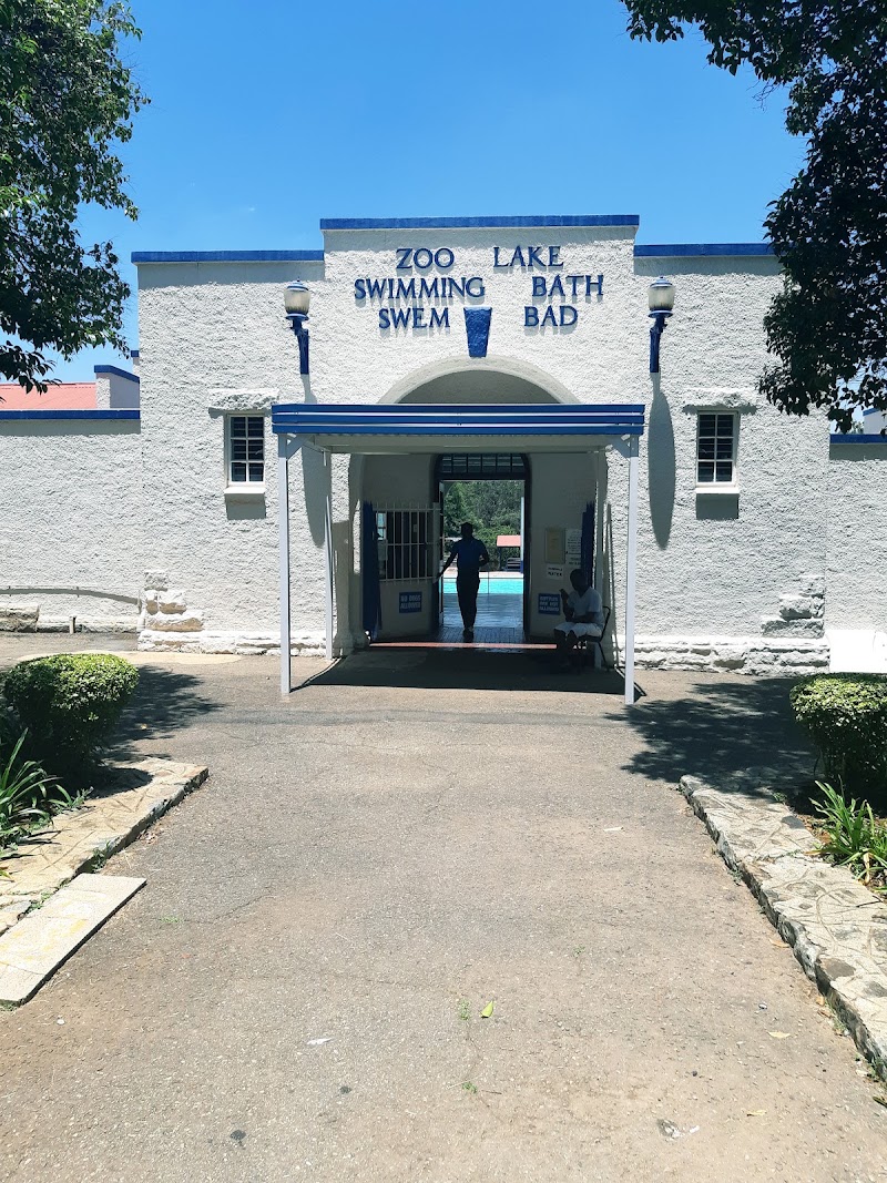 Zoo Lake public pool — photo 2