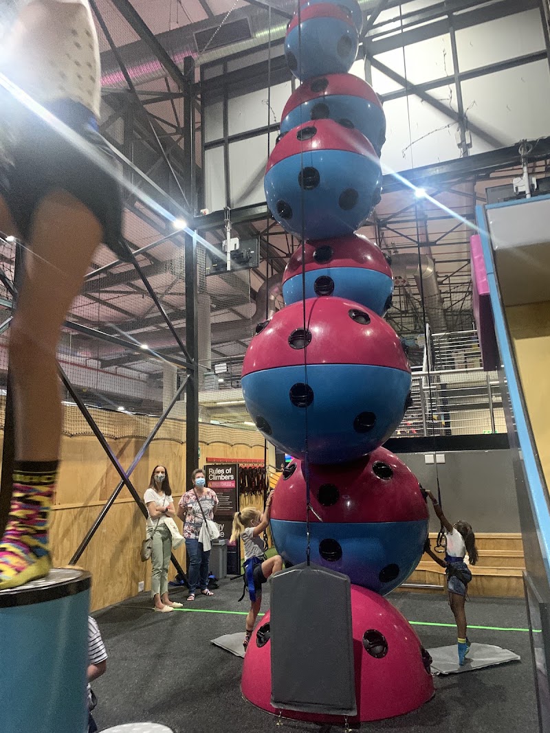 Bounce — photo 5